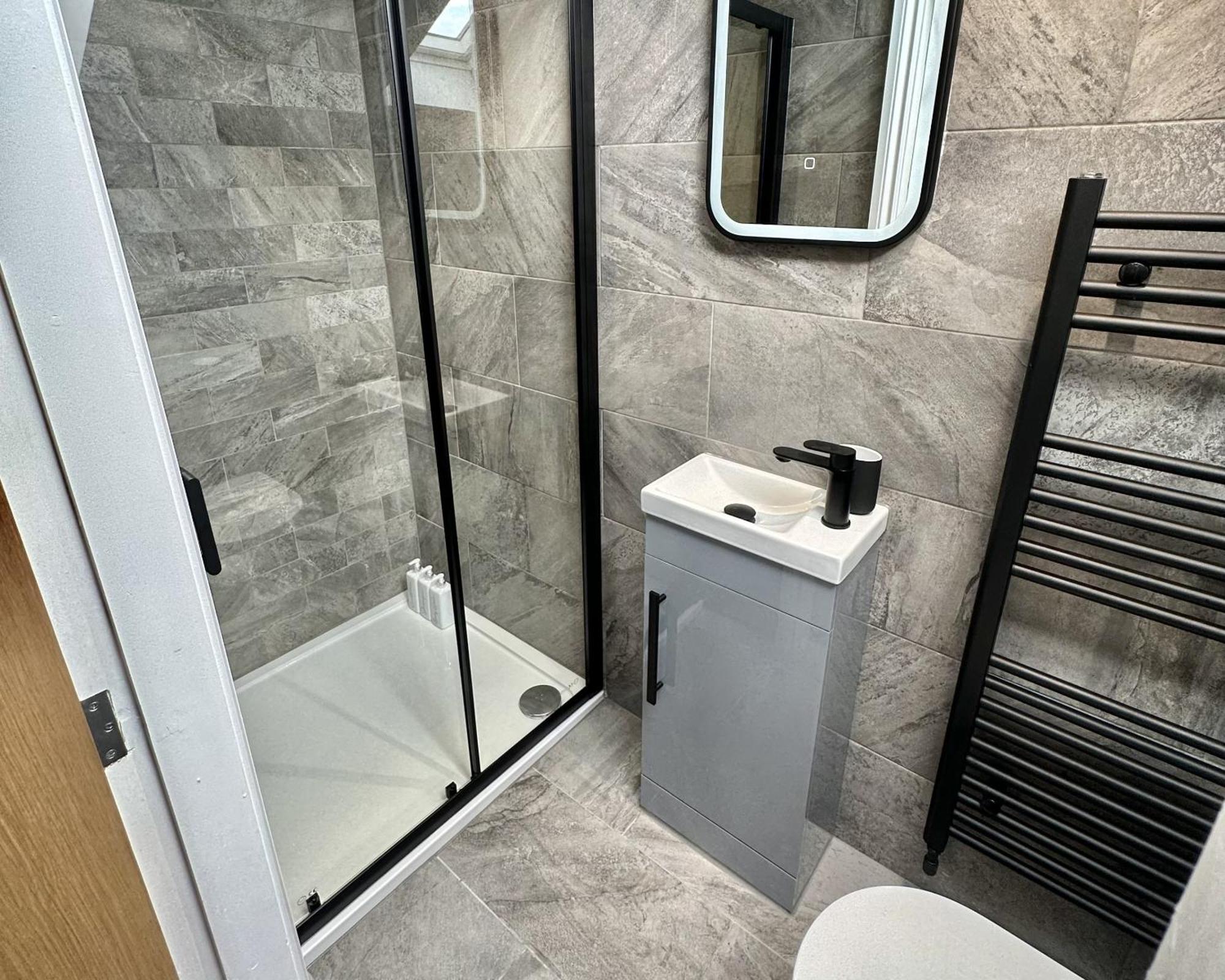 The Crown View - Luxury Apartment - Free Parking Nearby Harrogate Exterior photo